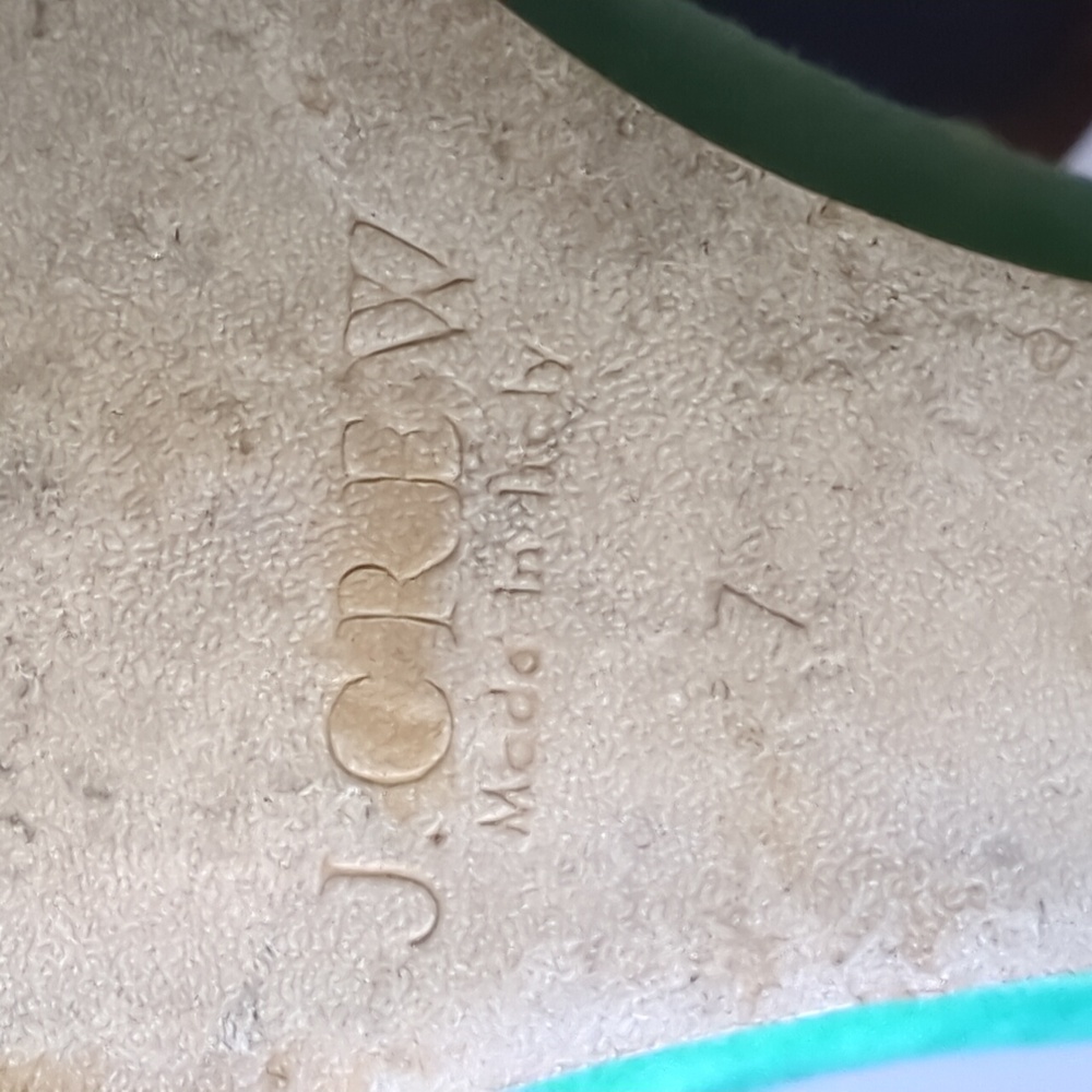 J. Crew Green Suede Wedge Heels 7 - Picture 9 of 9